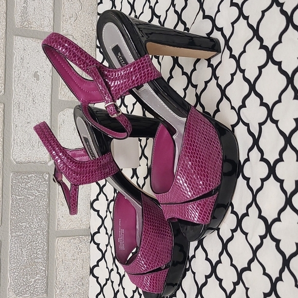 WHBM Laci Platform Heel Purple Black Leather Reptile Size 8 1/2 M - Picture 3 of 8